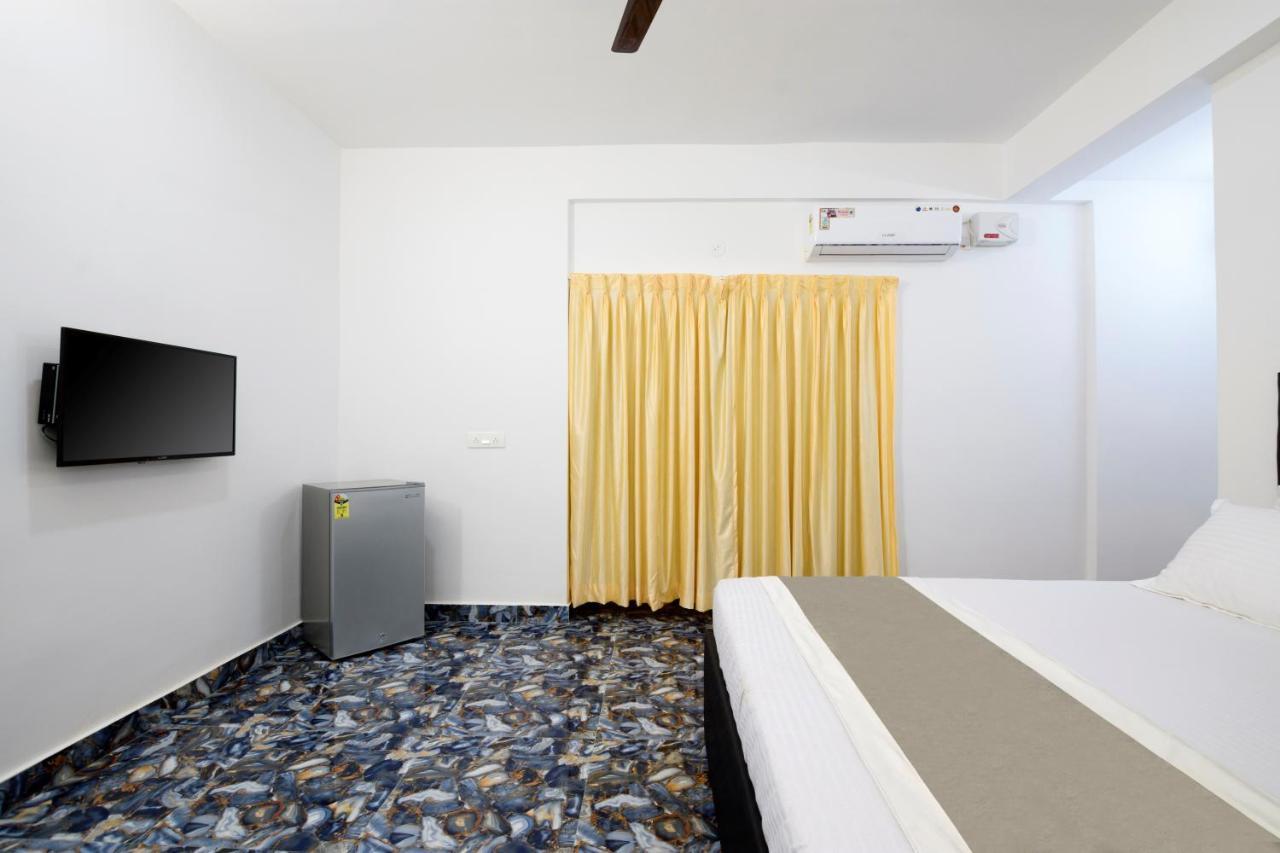 Hotel Flying Goa Calangute Luaran gambar